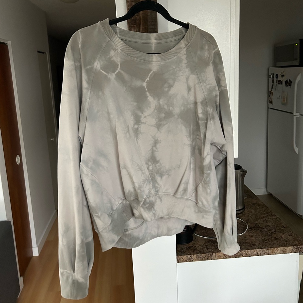 Lululemon diamond dye crewneck size 12